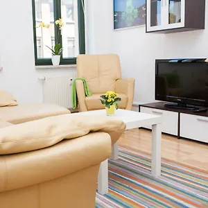 Apartment Ost, Leipzig
